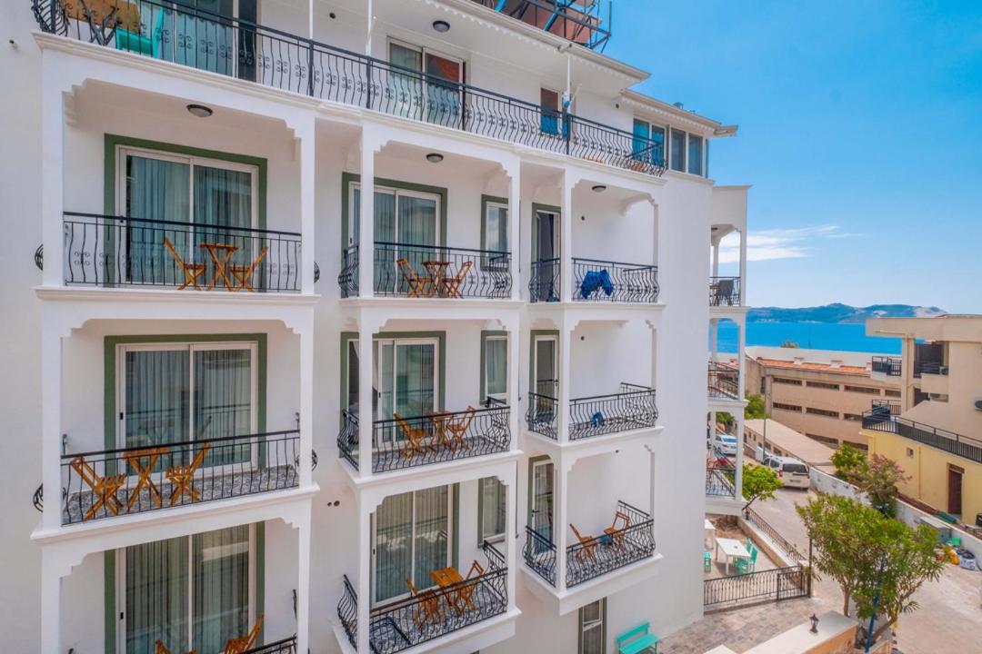 Yosun Apart Kaş Luaran gambar