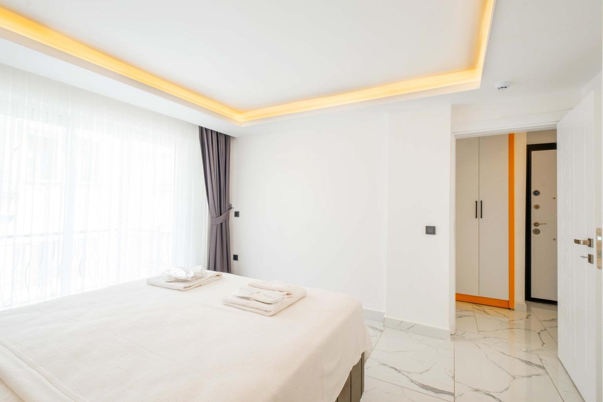Yosun Apart Kaş Luaran gambar