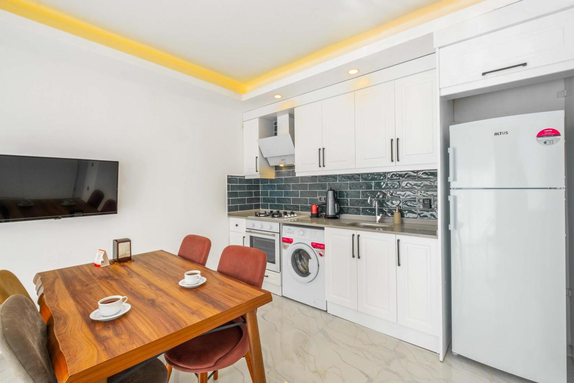 Yosun Apart Kaş Luaran gambar