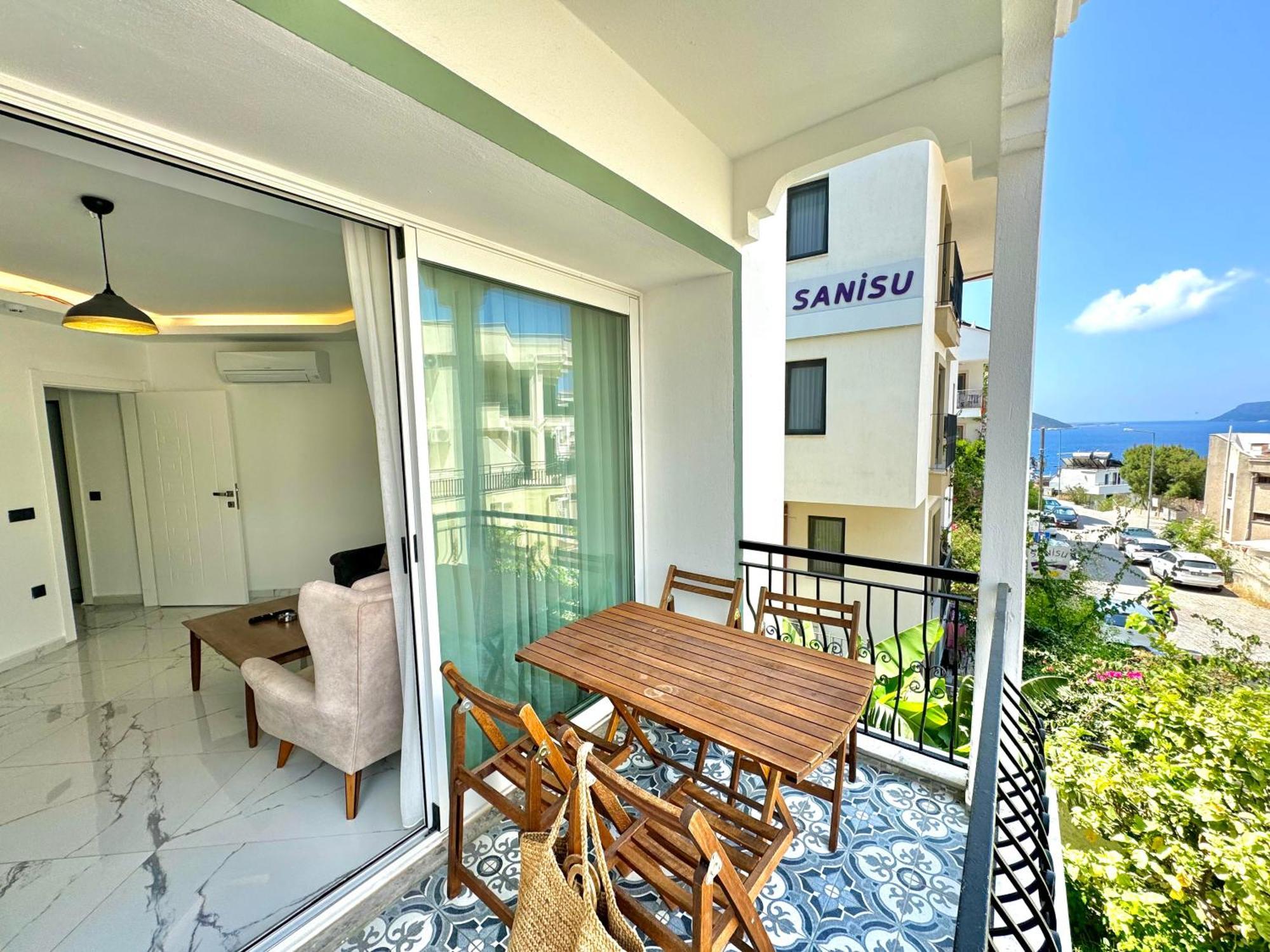 Yosun Apart Kaş Luaran gambar
