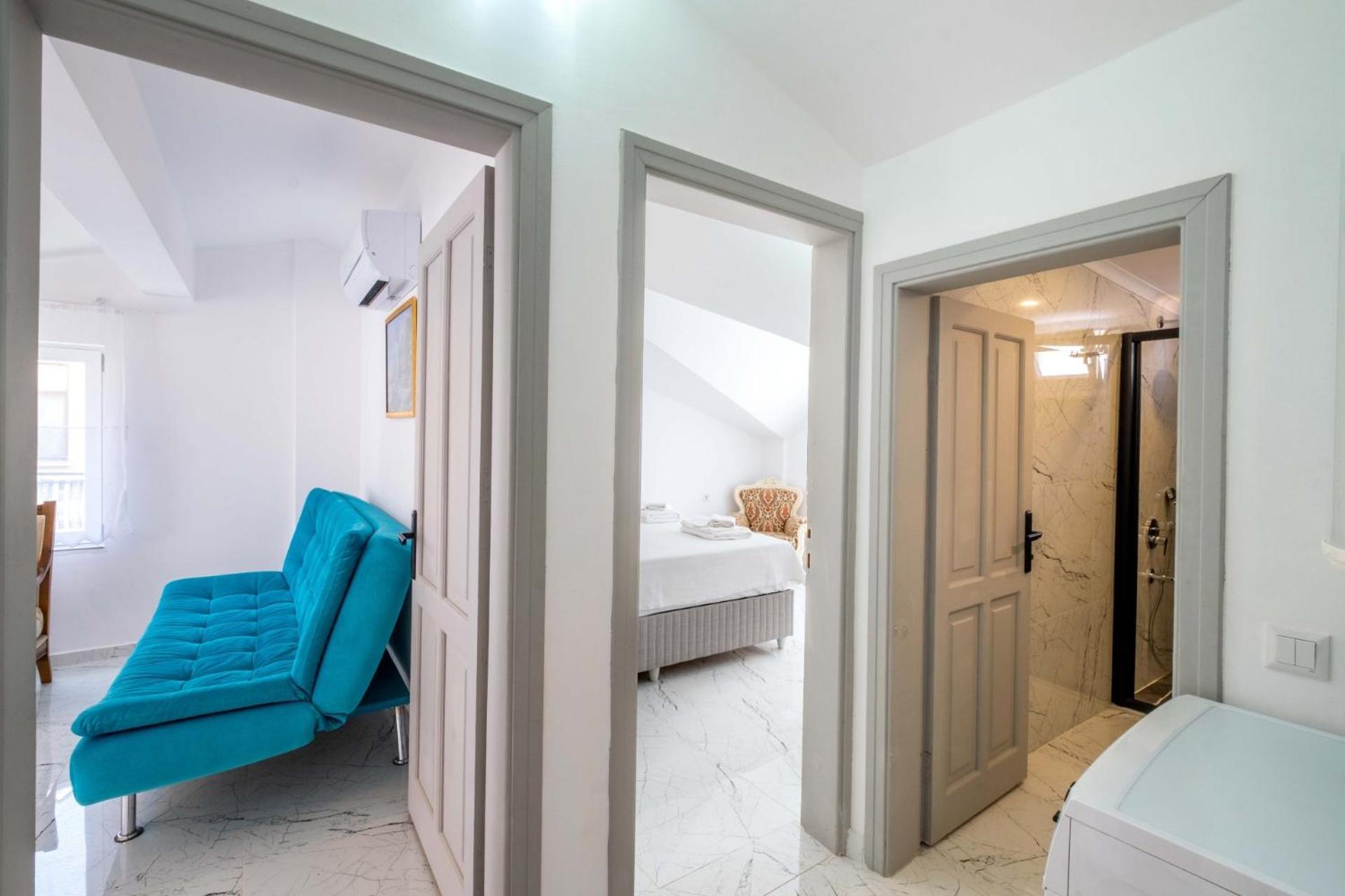 Yosun Apart Kaş Luaran gambar